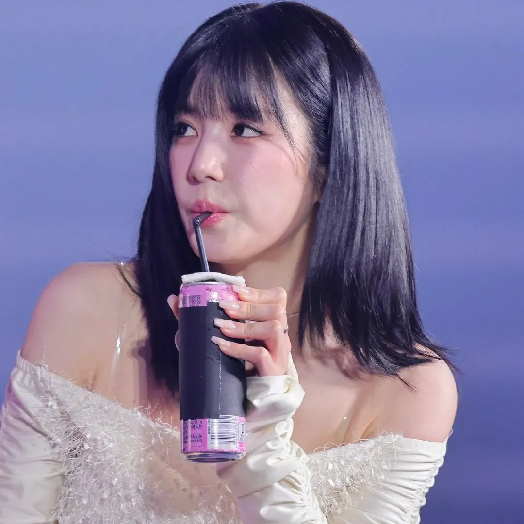 朴初珑 (Apink)粉丝拍下的瞬间