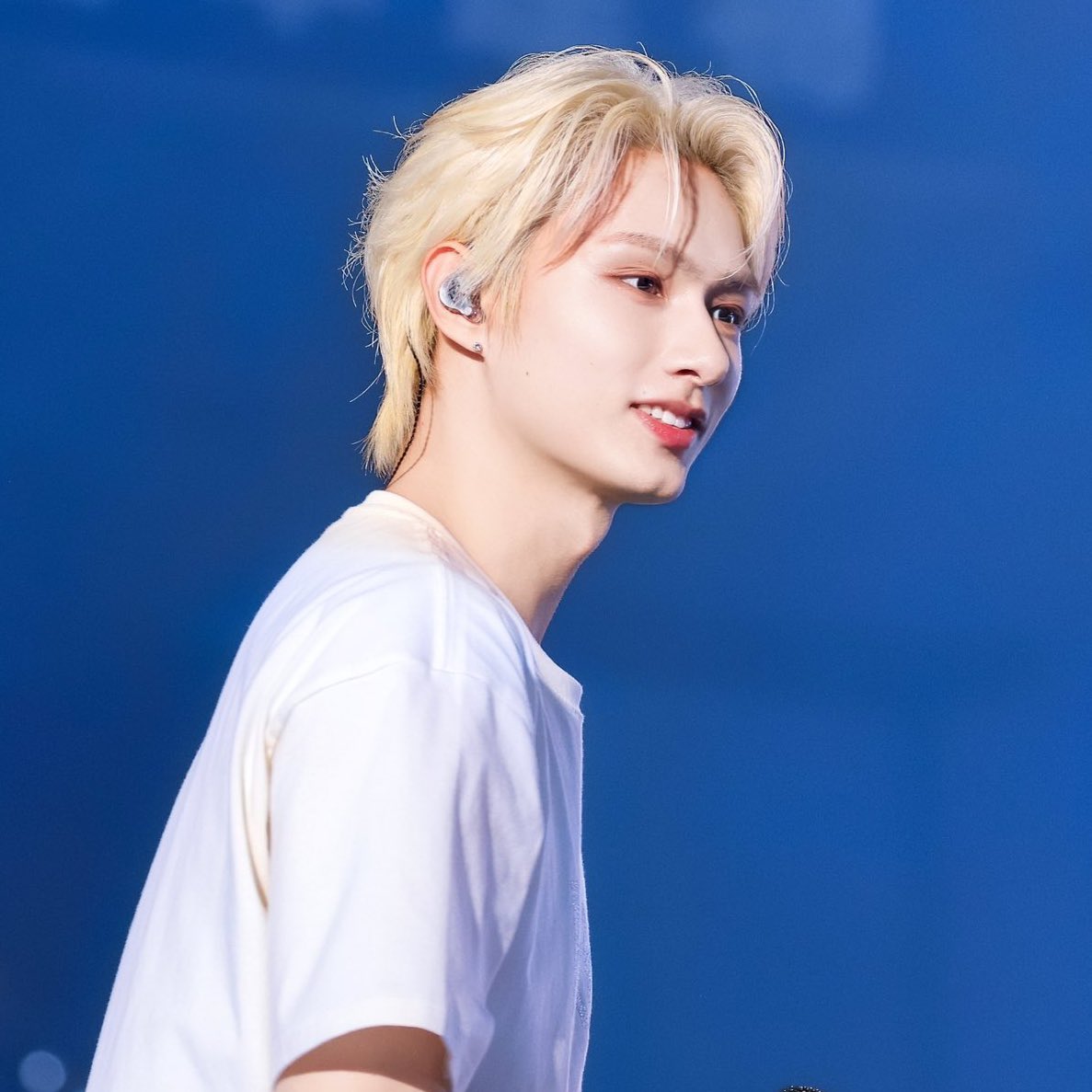 Recent activity shot of Jun (SEVENTEEN)