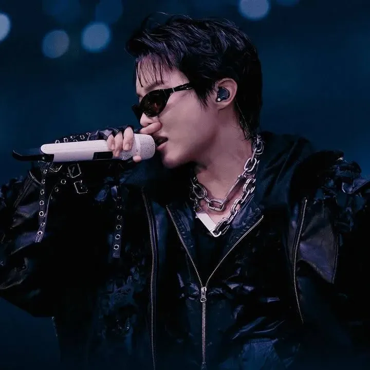 Potret di balik layar j-hope (BTS)