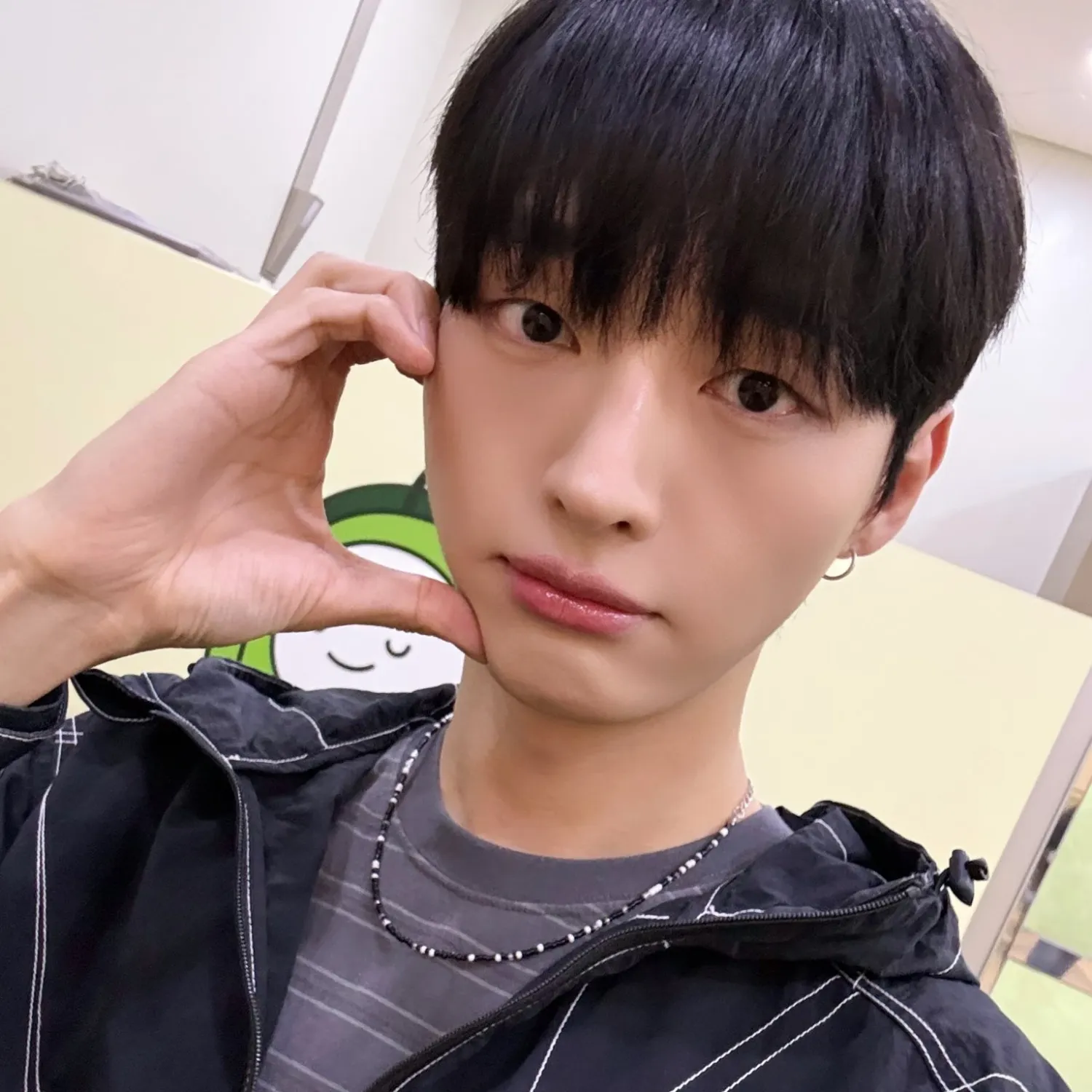 尹智聖粉絲拍下的瞬間