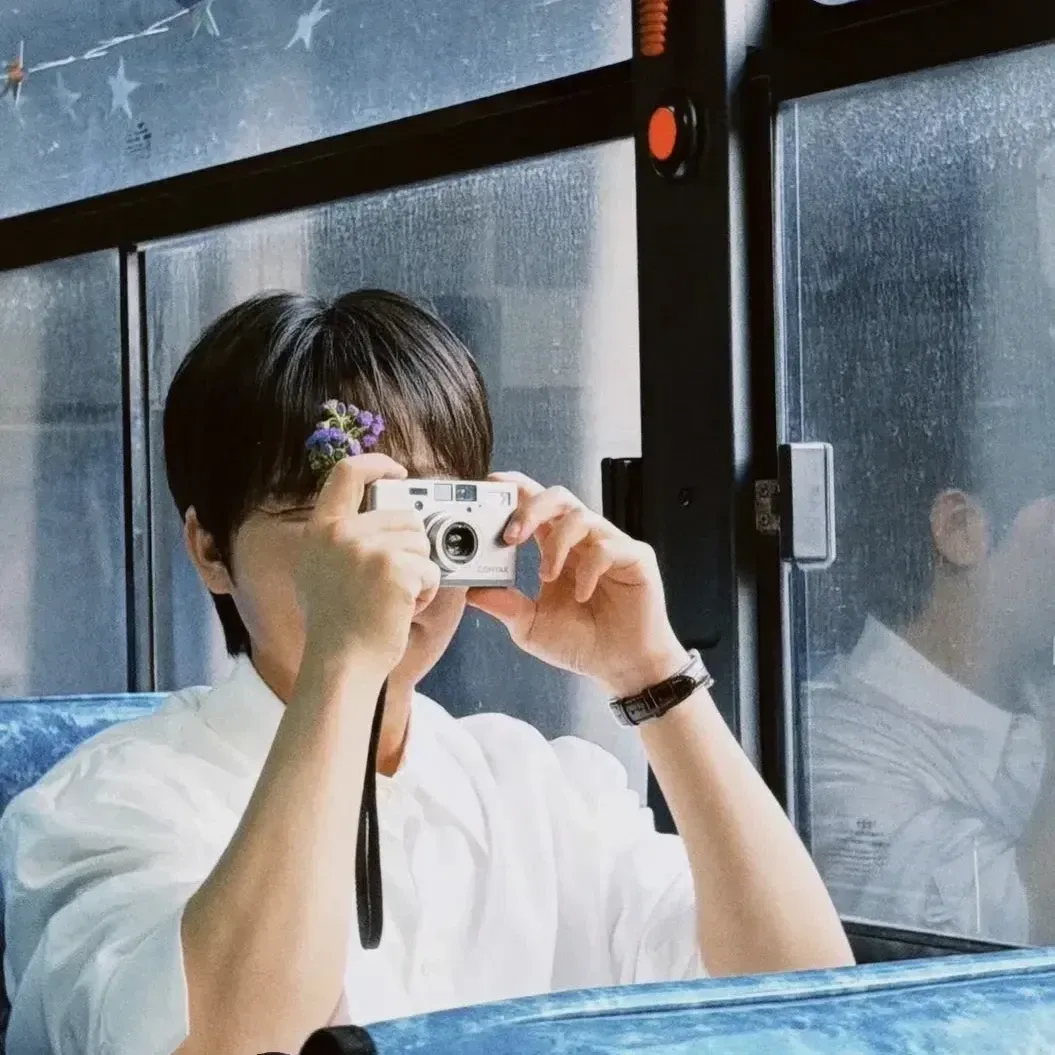 A moment captured by Jung Seunghwan's fan
