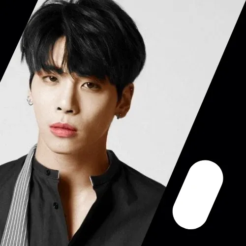 A moment captured by Jonghyun (SHINee)'s fan