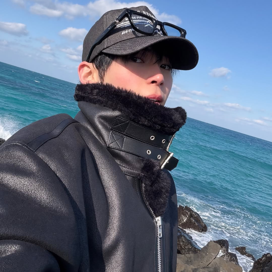 Potret di balik layar Sung Hanbin (ZEROBASEONE)