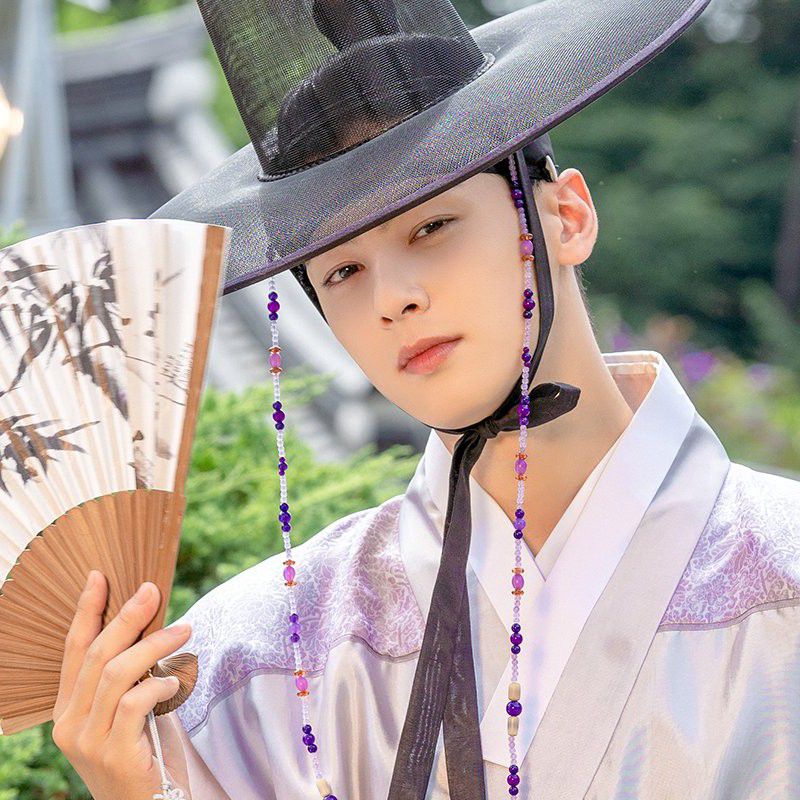 Recent activity shot of Eunwoo (ASTRO)