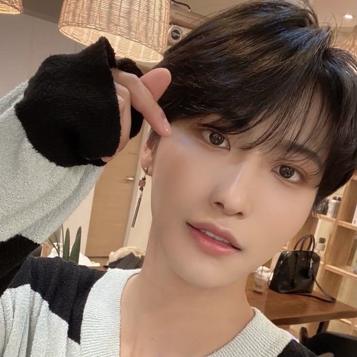 에이티즈의 최신 사진