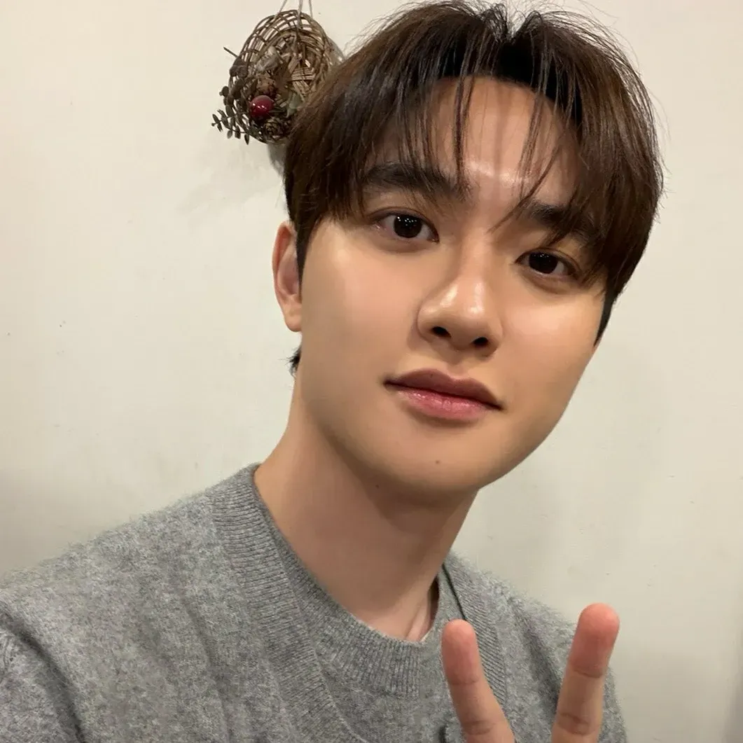 Momen yang diabadikan oleh penggemar D.O. (EXO)