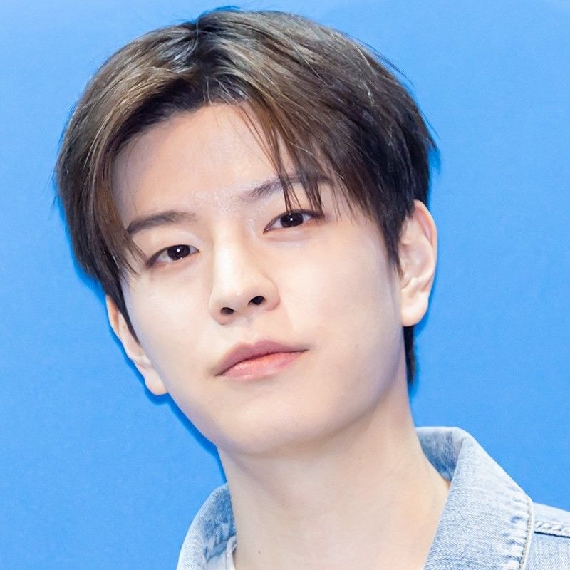 Behind-the-scenes cut of Seungmin (Stray Kids)