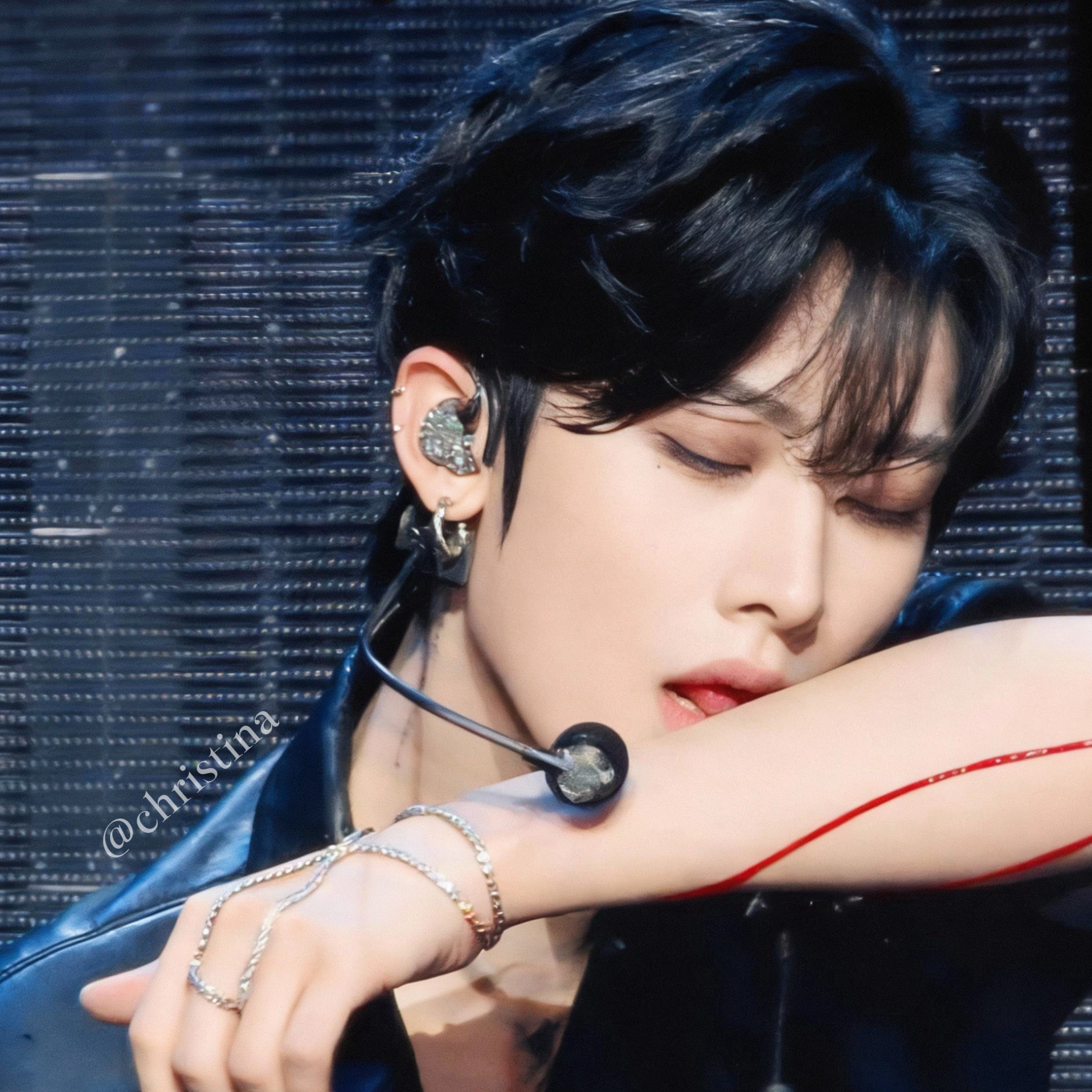 A moment captured by Ricky (ZEROBASEONE)'s fan