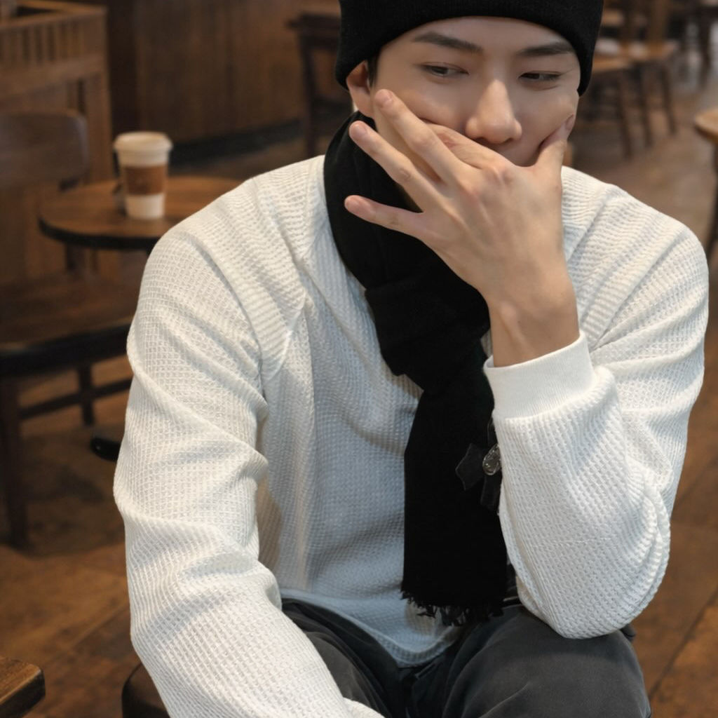 세훈 (EXO)의 최신 사진