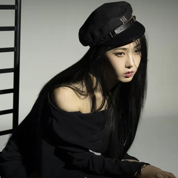 VIVIZ의 비하인드 컷