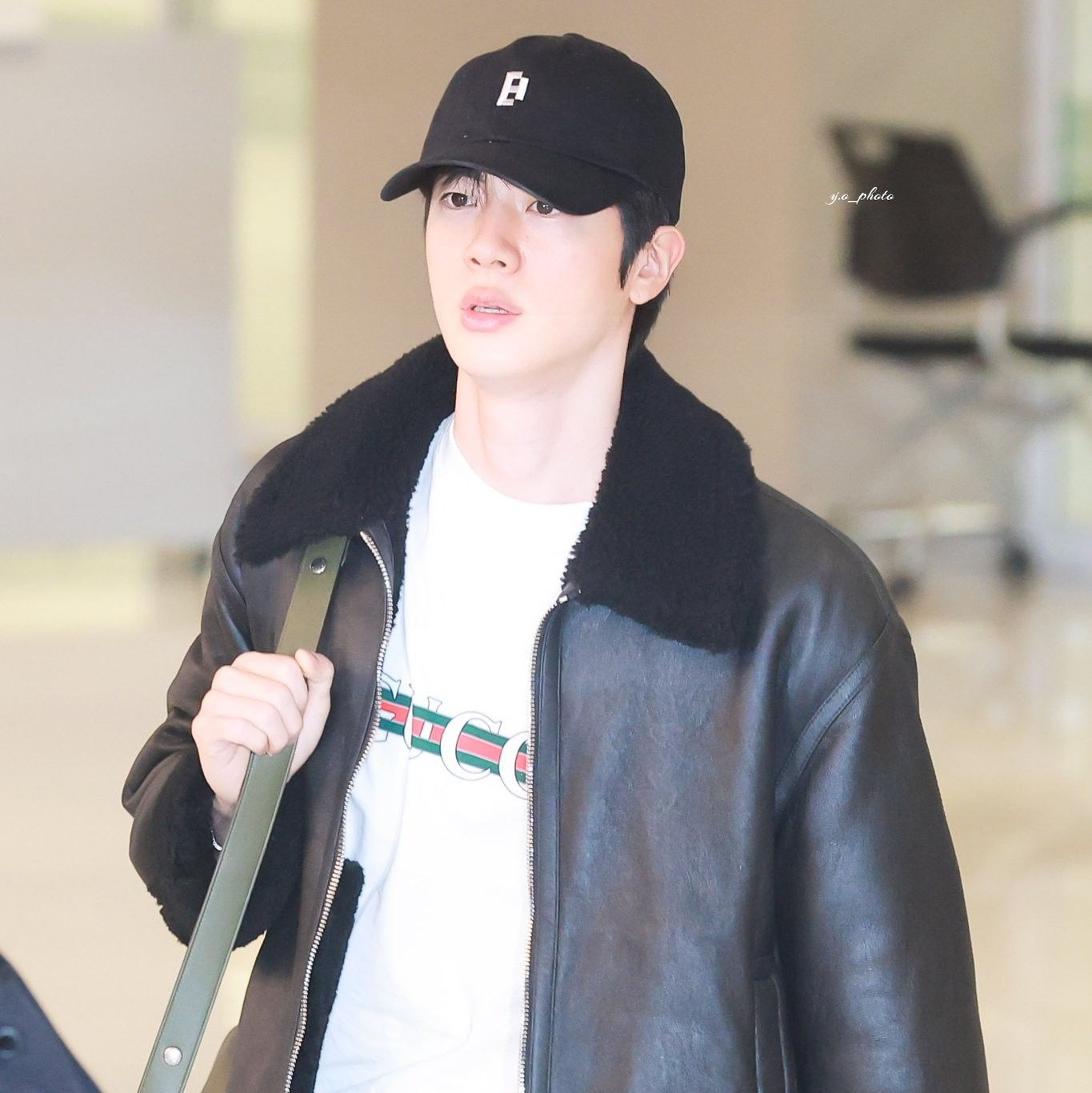 Potret di balik layar Jin (BTS)