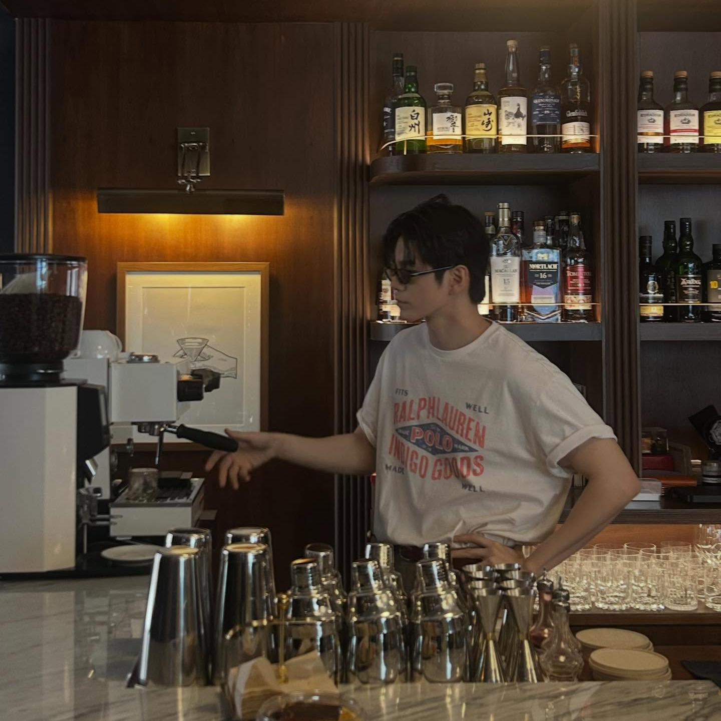 옹성우의 비하인드 컷