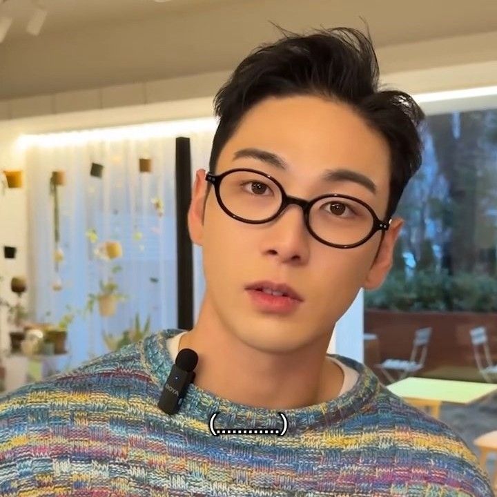 Behind-the-scenes cut of Baekho