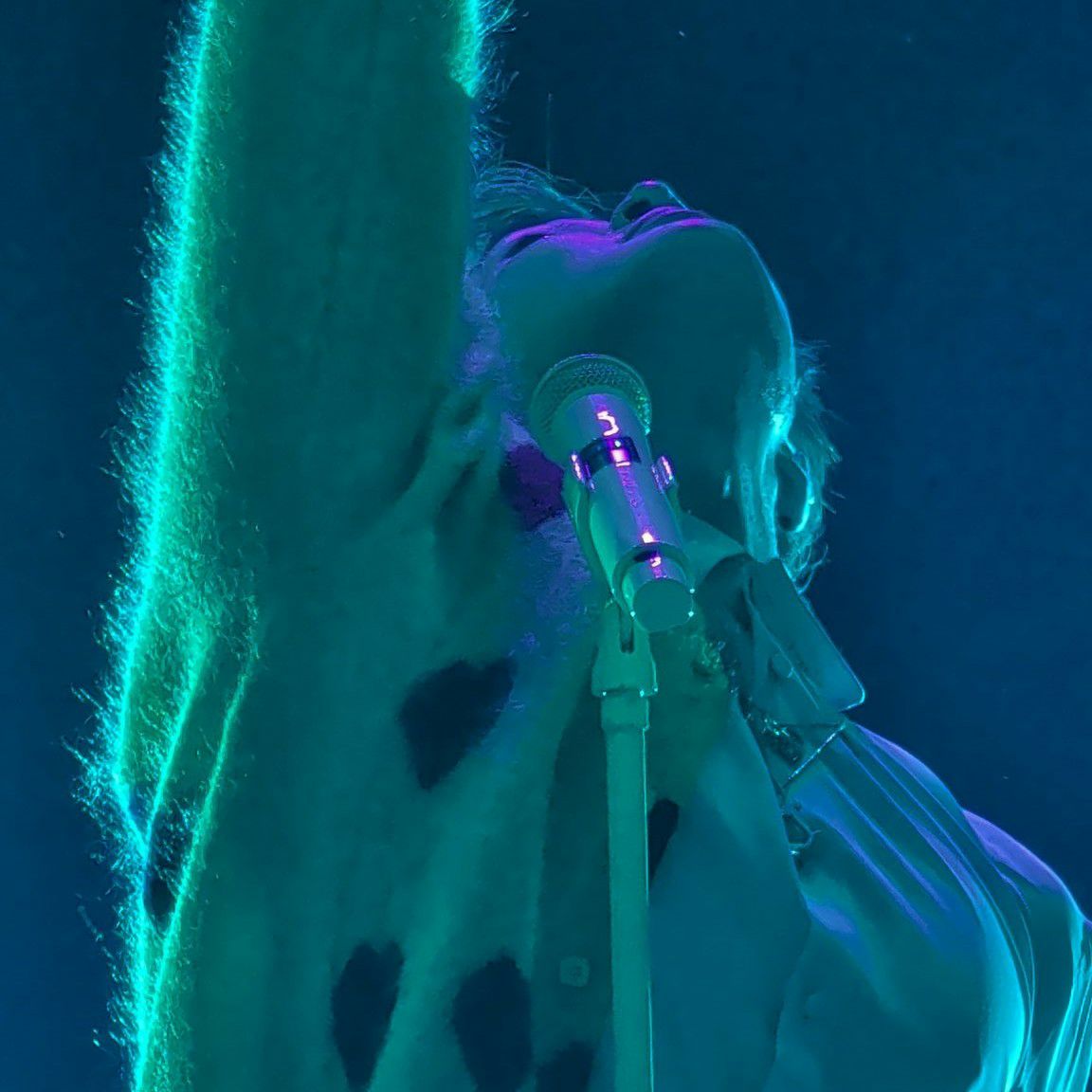 Behind-the-scenes cut of Onew (SHINee)