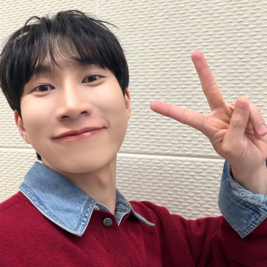 Latest photo of Seo Eunkwang (BTOB)