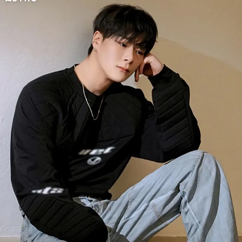 Latest photo of Moonbin (ASTRO)