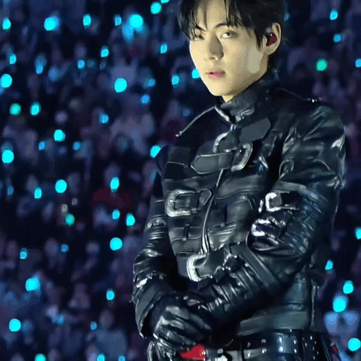 Foto aktivitas terbaru V (BTS)