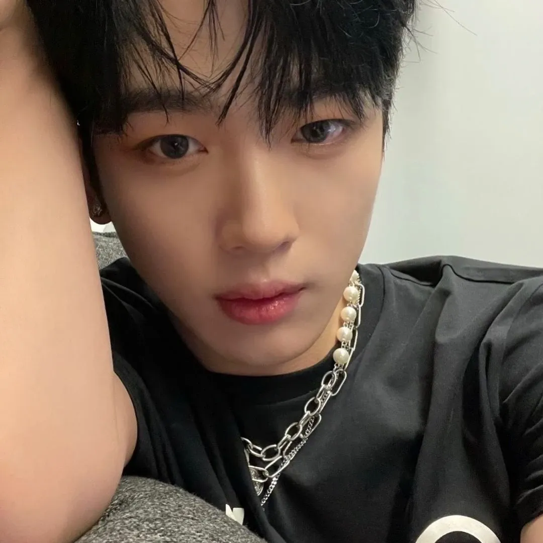 Latest photo of Kim Yohan (WEi)