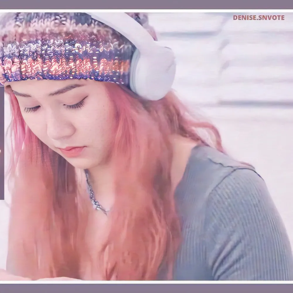 Behind-the-scenes cut of Denise