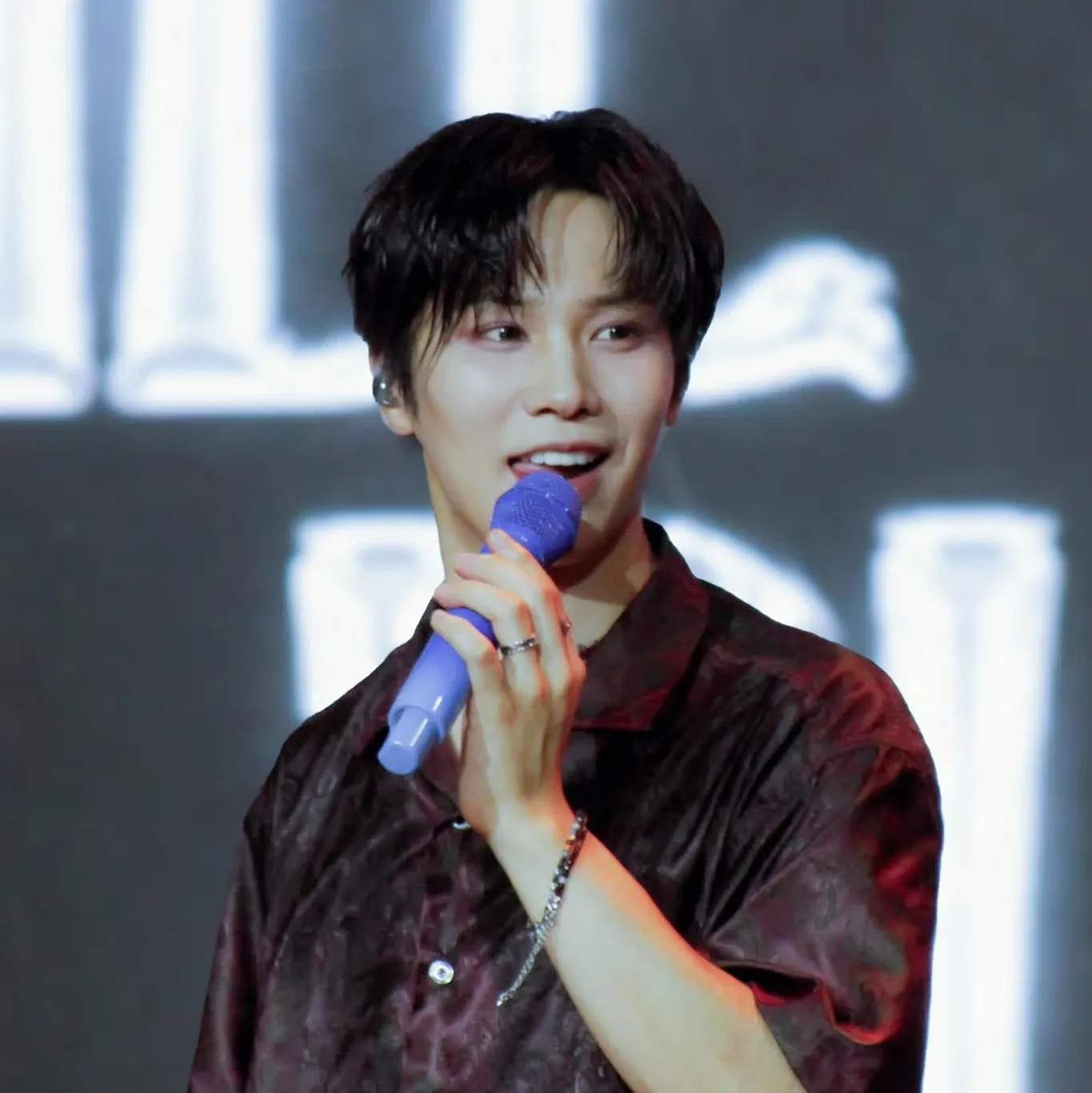 A moment captured by Rocky's fan