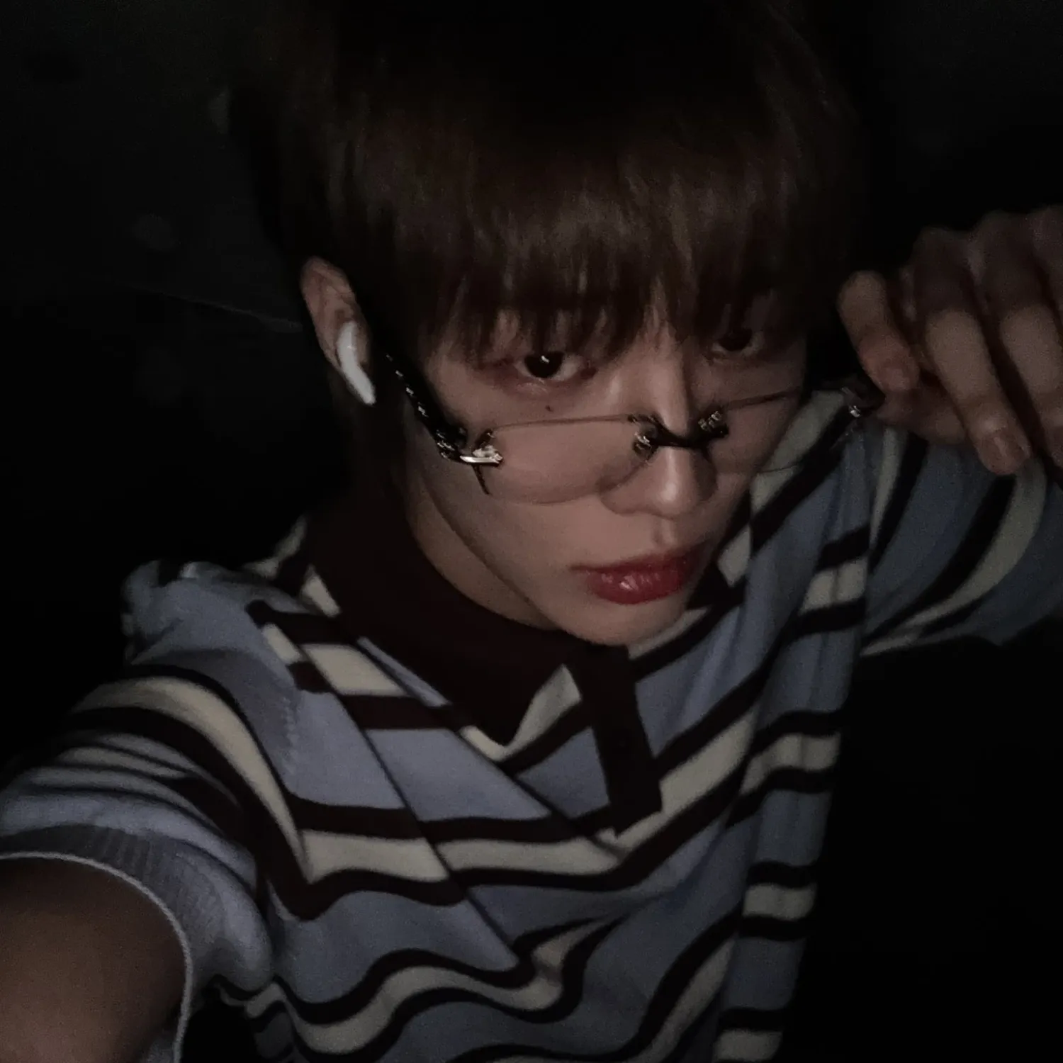 Behind-the-scenes cut of Junhyeok (TNX)