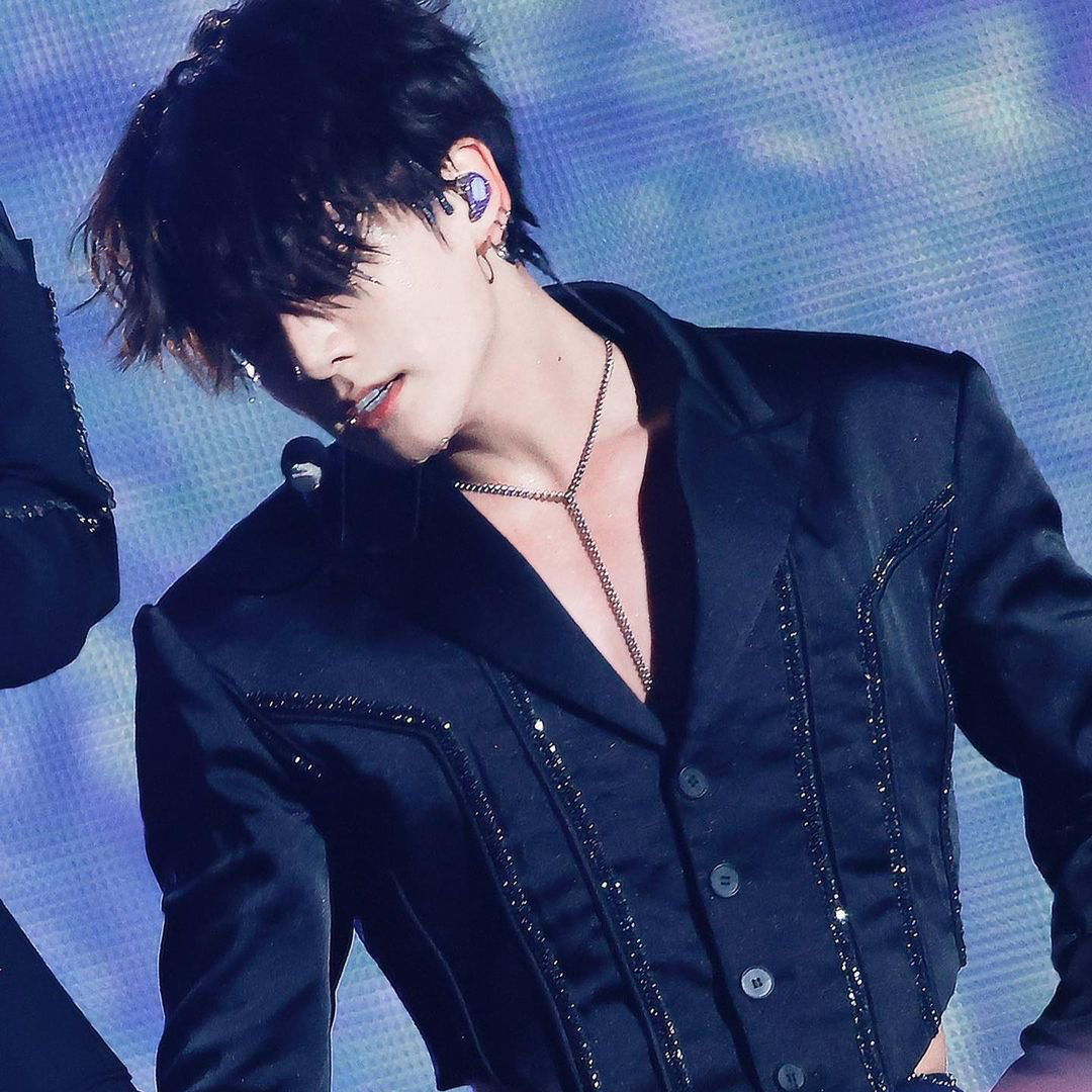 柾国 (防弹少年团)的最新活动照片