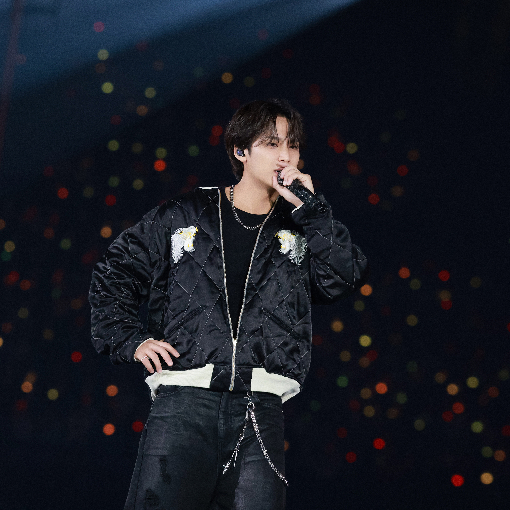 A moment captured by Mingyu (SEVENTEEN)'s fan