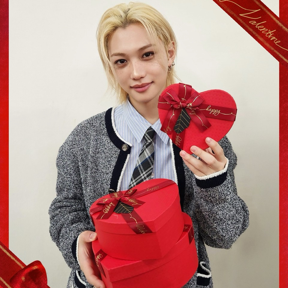 Recent activity shot of Felix (Stray Kids)