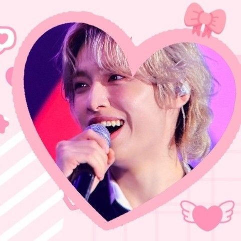 A moment captured by Gaon (Xdinary Heroes)'s fan