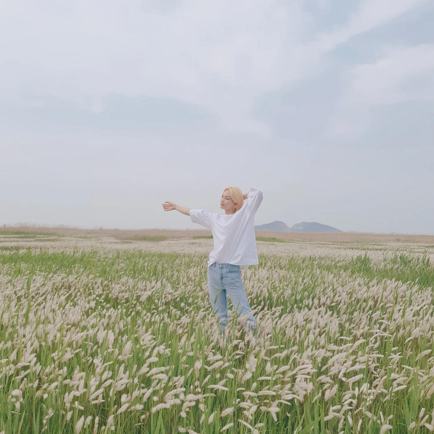 Behind-the-scenes cut of Jeonghan (SEVENTEEN)