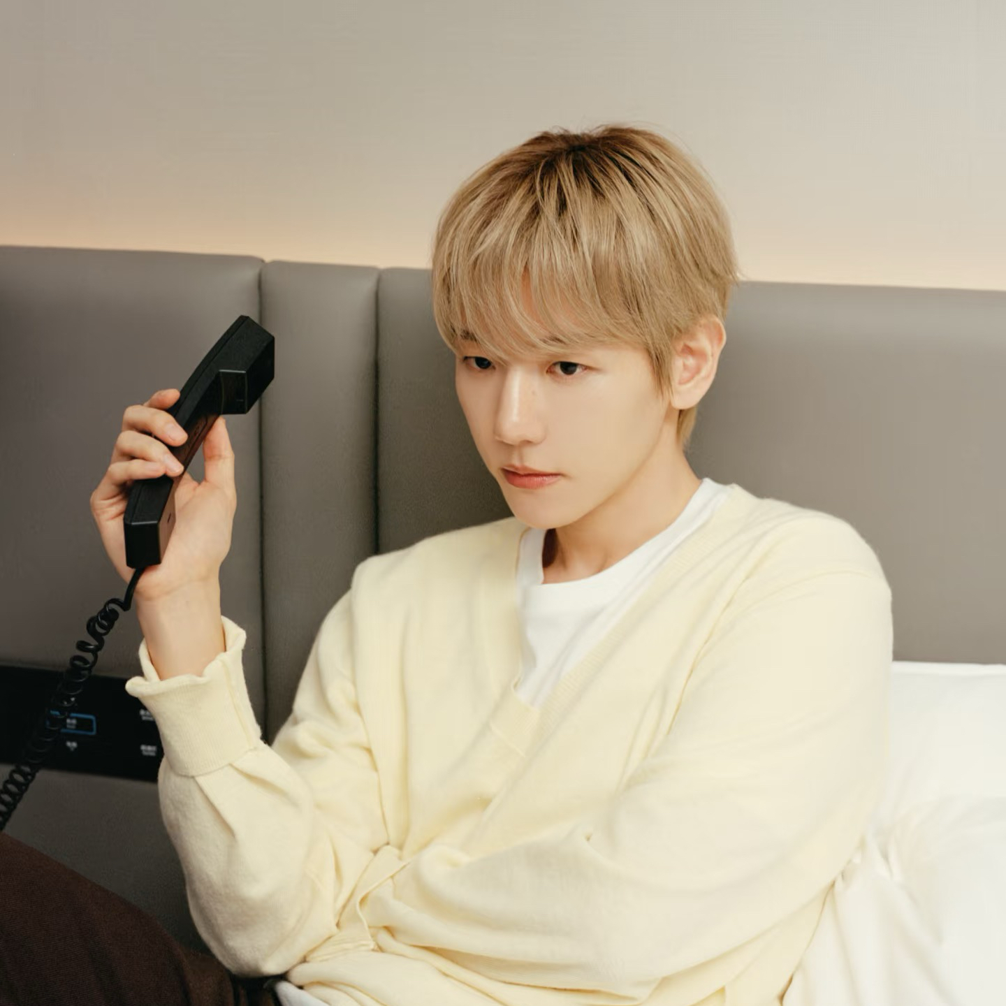 백현 (EXO)의 비하인드 컷