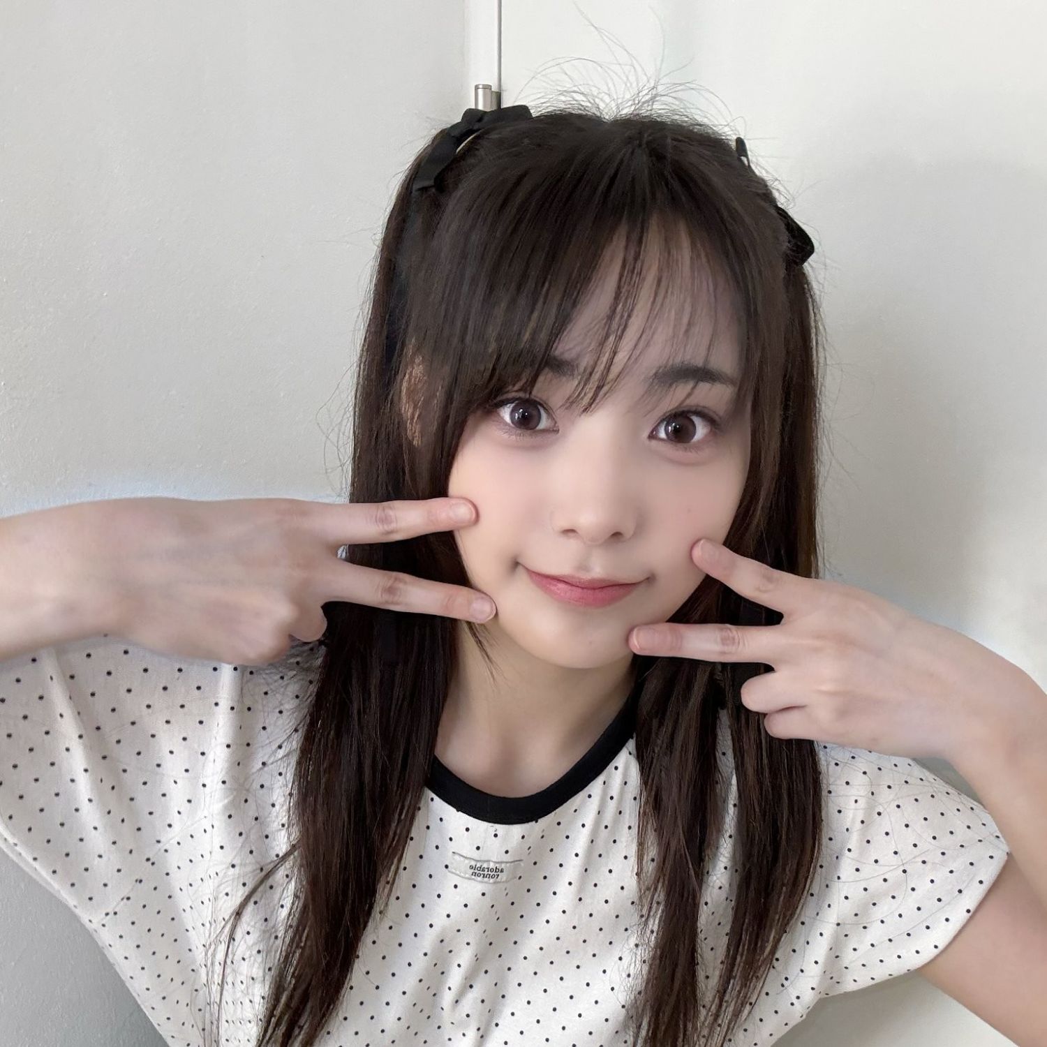 Behind-the-scenes cut of Siyeon (QWER)