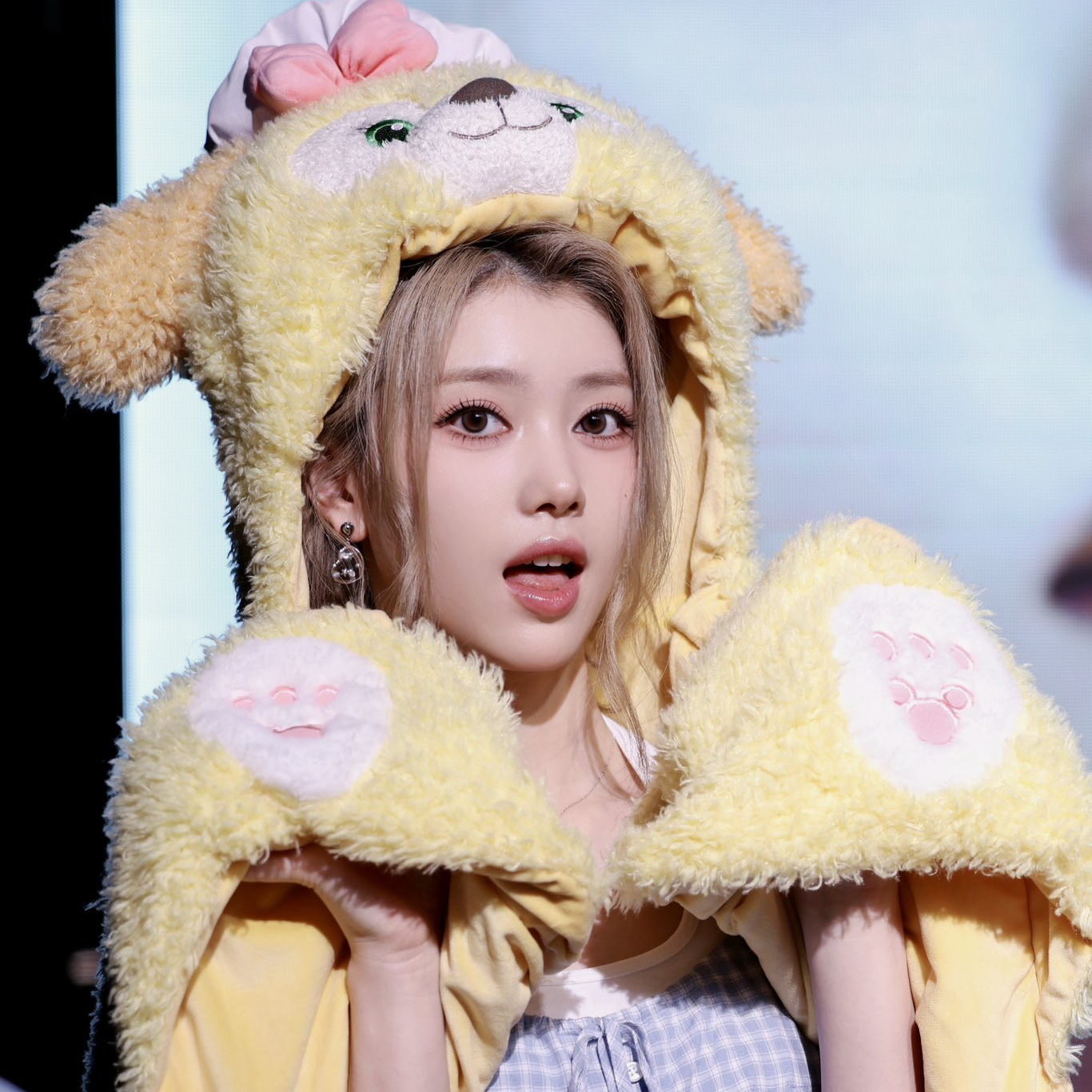 Latest photo of Xiao Ting (Kep1er)