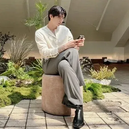 Behind-the-scenes cut of LEO (VIXX)
