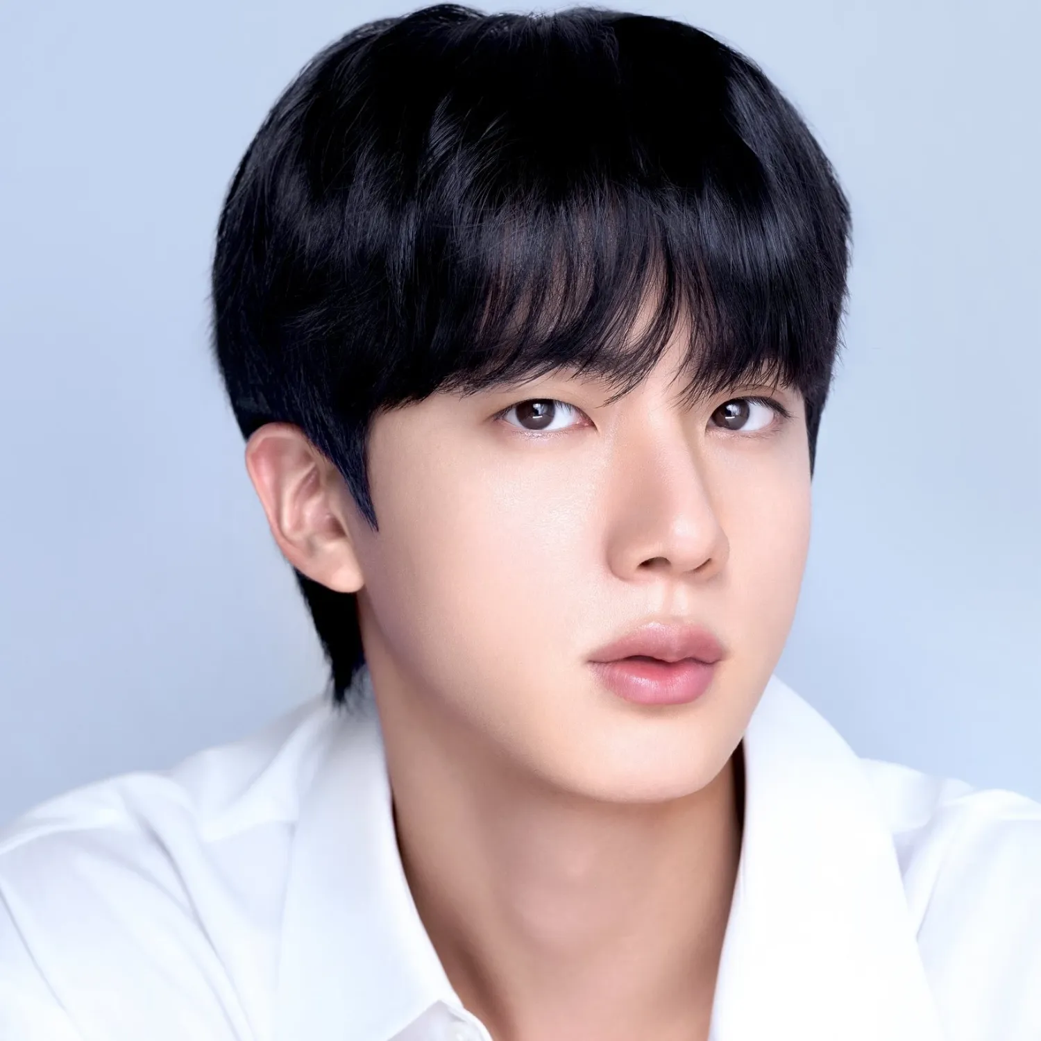 Foto aktivitas terbaru Jin (BTS)