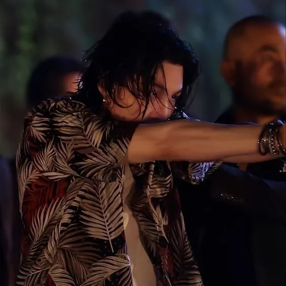 SUGA (BTS)の舞台裏ショット