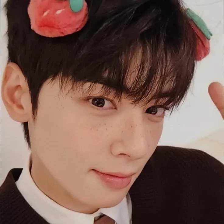 A moment captured by Eunwoo (ASTRO)'s fan