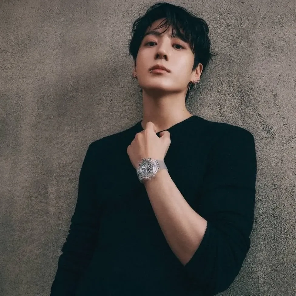 Latest photo of Jungkook (BTS)