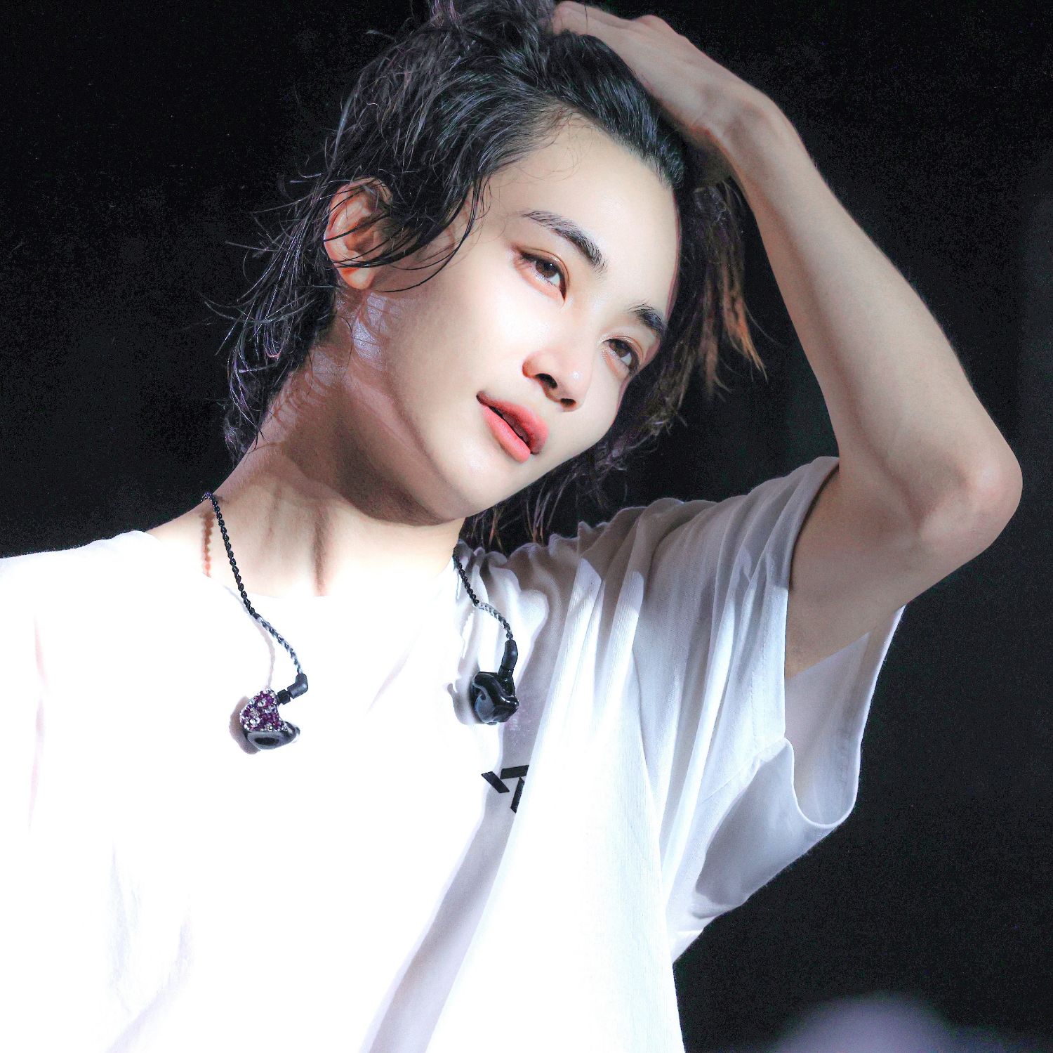 Momen yang diabadikan oleh penggemar Jeonghan (SEVENTEEN)