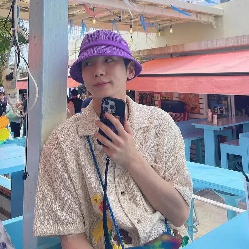 A moment captured by Key (SHINee)'s fan