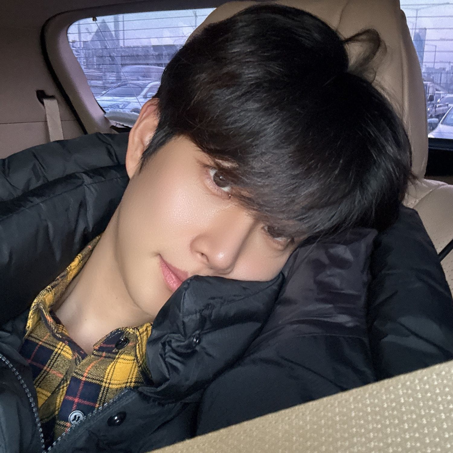 Behind-the-scenes cut of MJ (ASTRO)