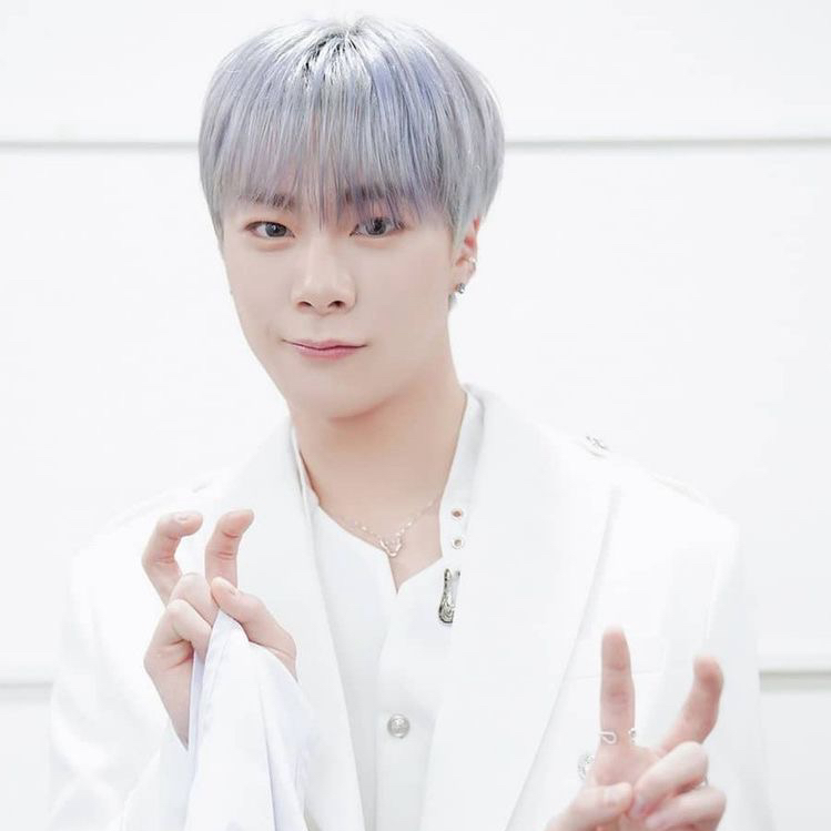 Latest photo of Moonbin (ASTRO)