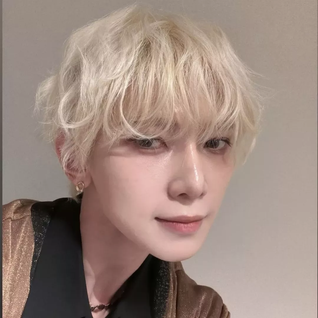 에이티즈의 최신 사진