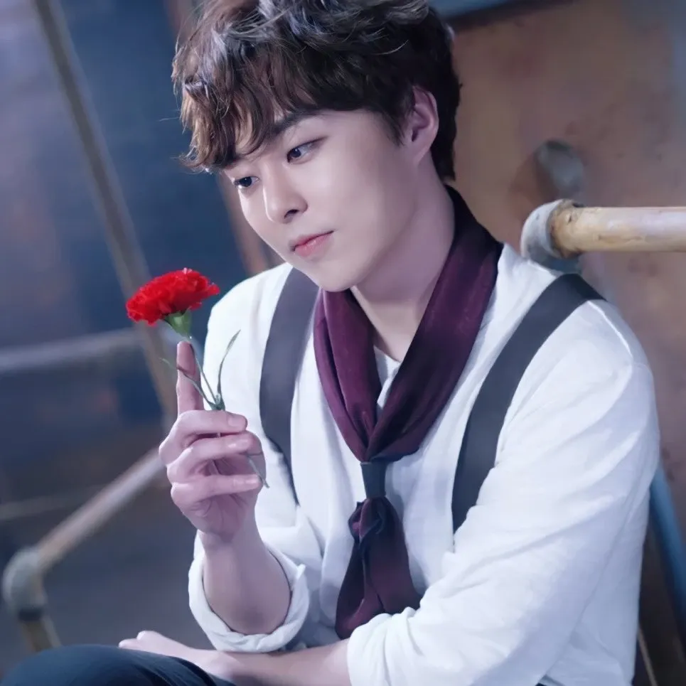 K-POP posts beloved by 시우민 (EXO) fans