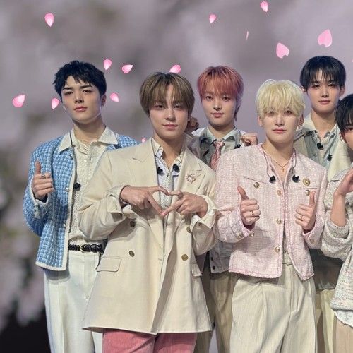 Latest photo of &TEAM