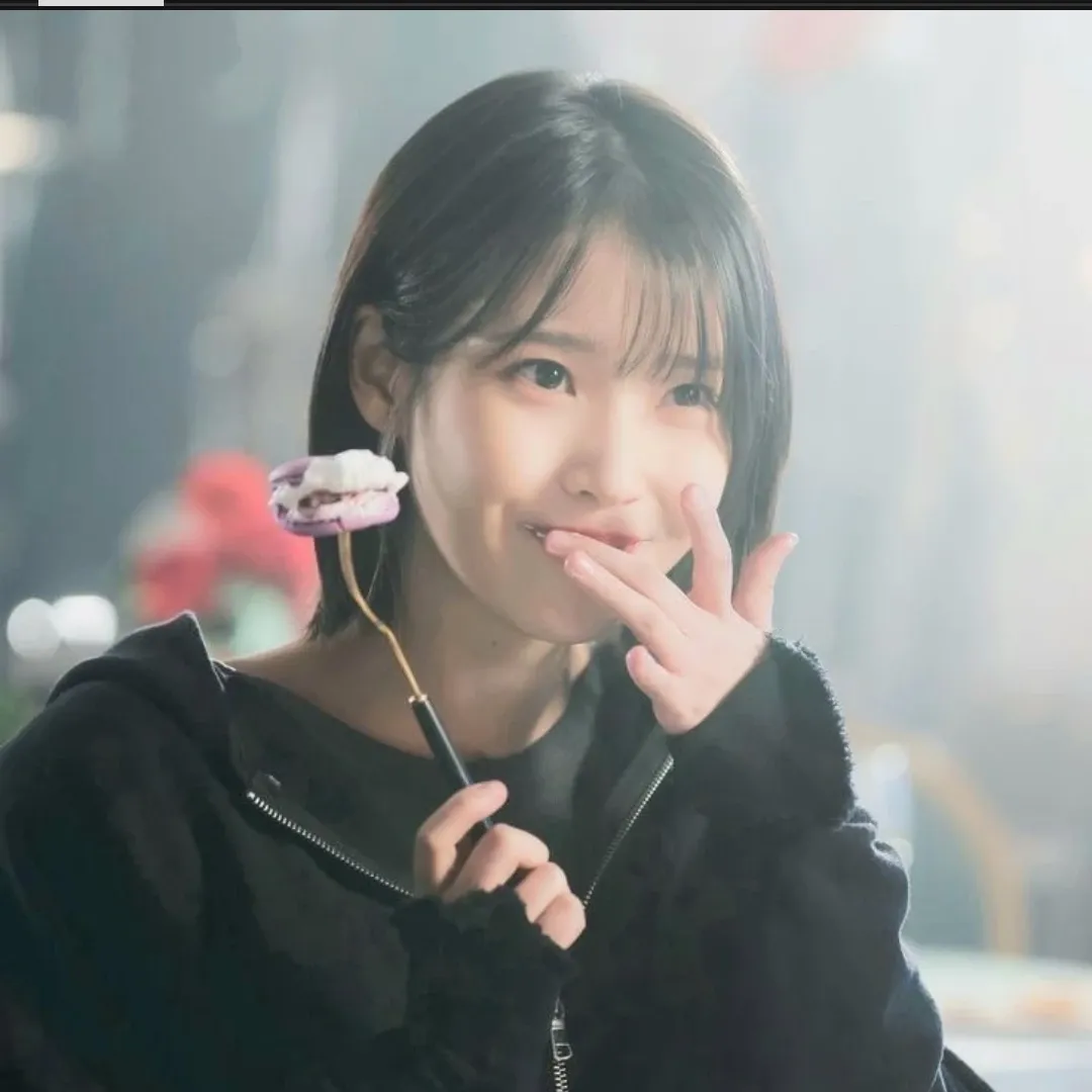 아이유의 비하인드 컷