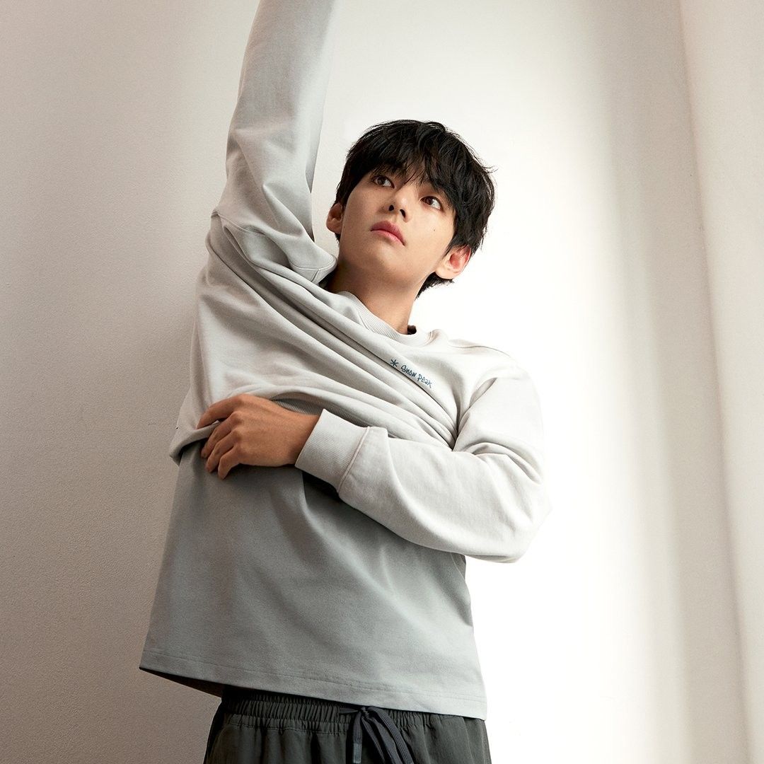 V (BTS)の最新写真