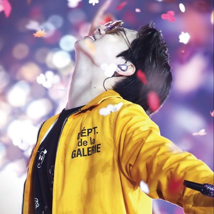 A moment captured by SUGA (BTS)'s fan