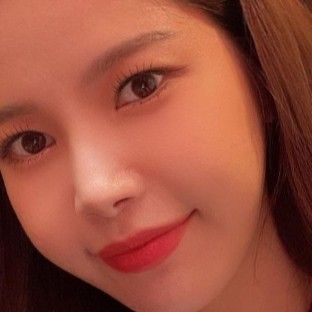 Recent activity shot of Solar (MAMAMOO)