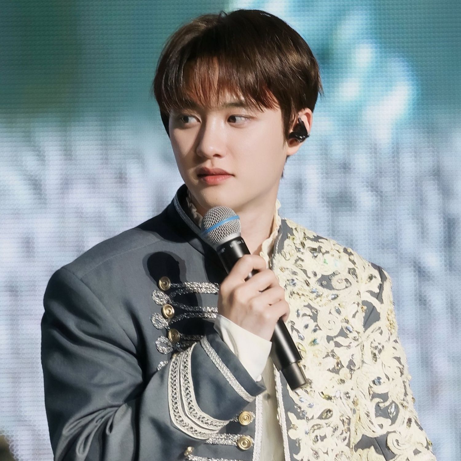 A moment captured by D.O. (EXO)'s fan